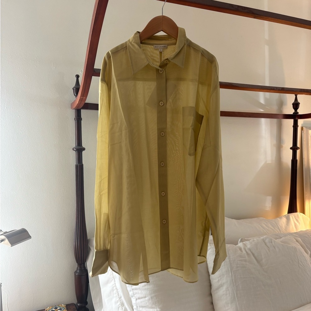 Silk Laundry Cotton Pleated Yoke Buttondown Shirt in “Shell” Butter Yellow